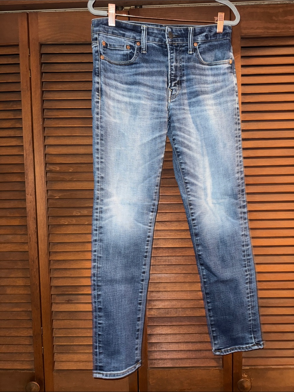 American Eagle Outfitters Light Faded Blue Skinny Jeans
